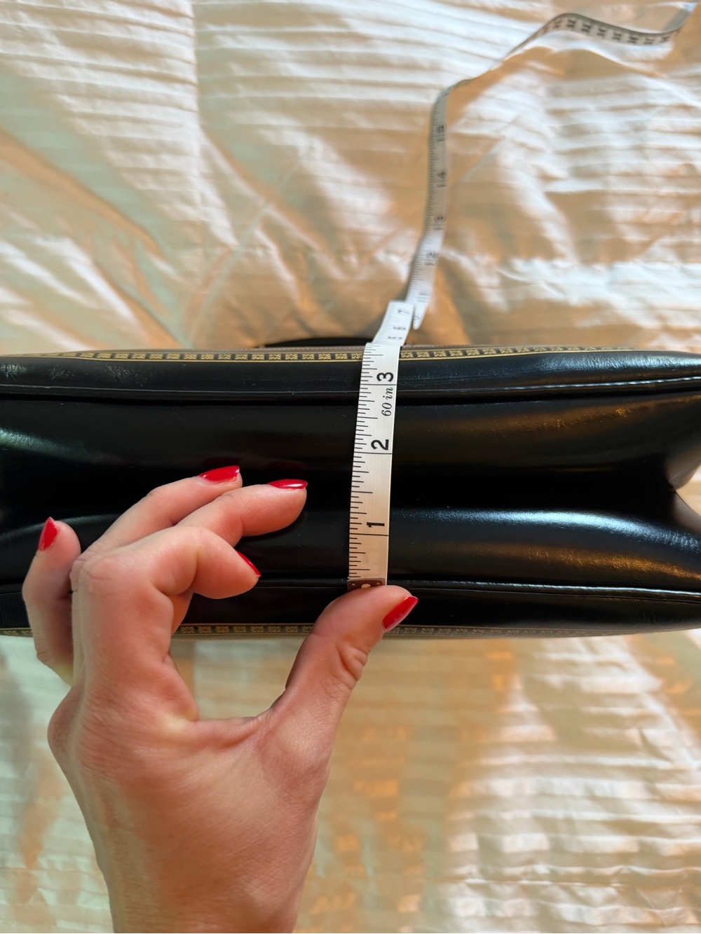 Vintage Classic Black & Gold Frame Top-Handle Bag - Picture 7 of 7